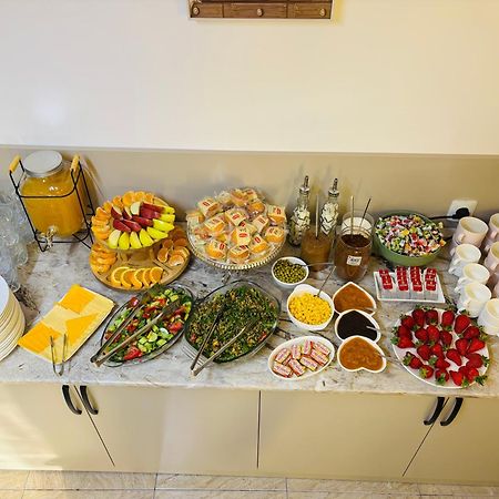 Styopa Hotel Ереван Екстериор снимка