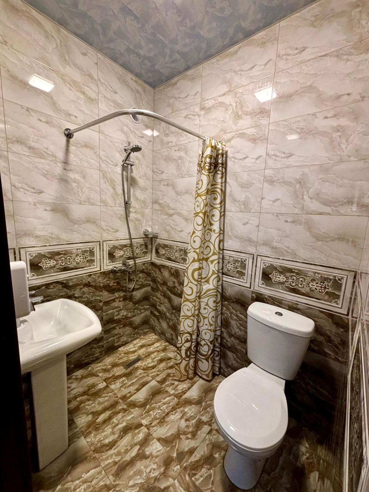 Styopa Hotel Ереван Екстериор снимка